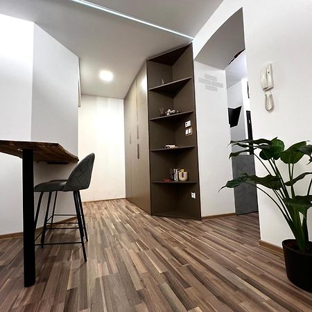 Palackeho Lobby Apartment Olomouc Buitenkant foto